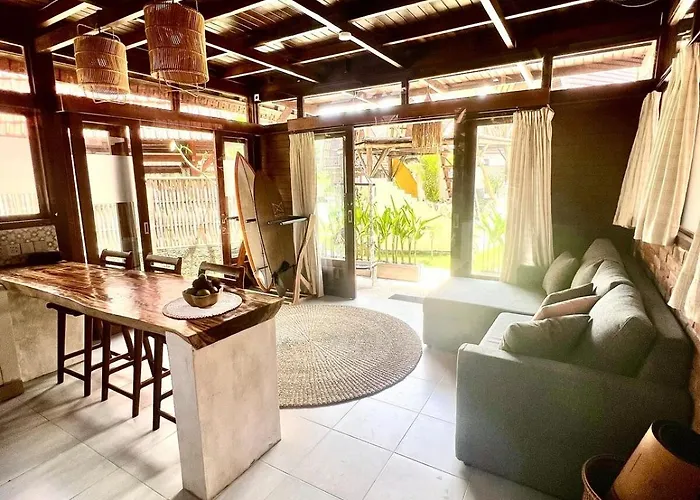 Villa Stylish Lumbung In The Heart Of Uluwatu
