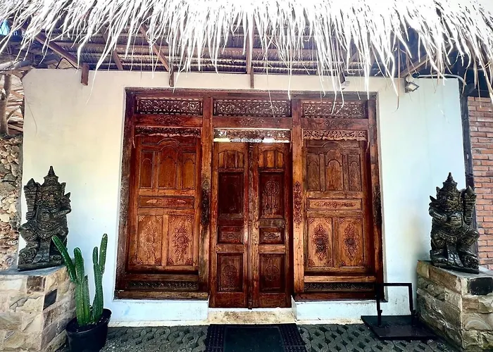 Stylish Lumbung In The Heart Of Villa *