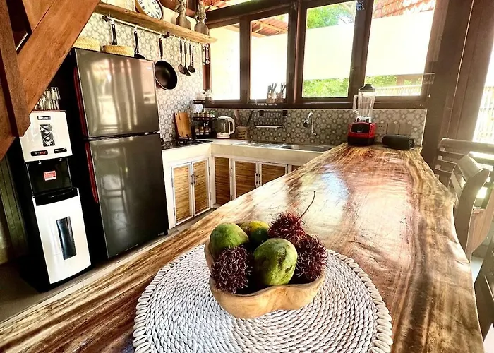 Stylish Lumbung In The Heart Of Uluwatu